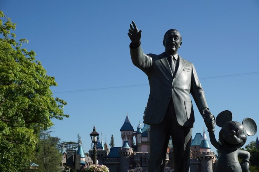 Disneyland Park vs Disney California Adventure Park