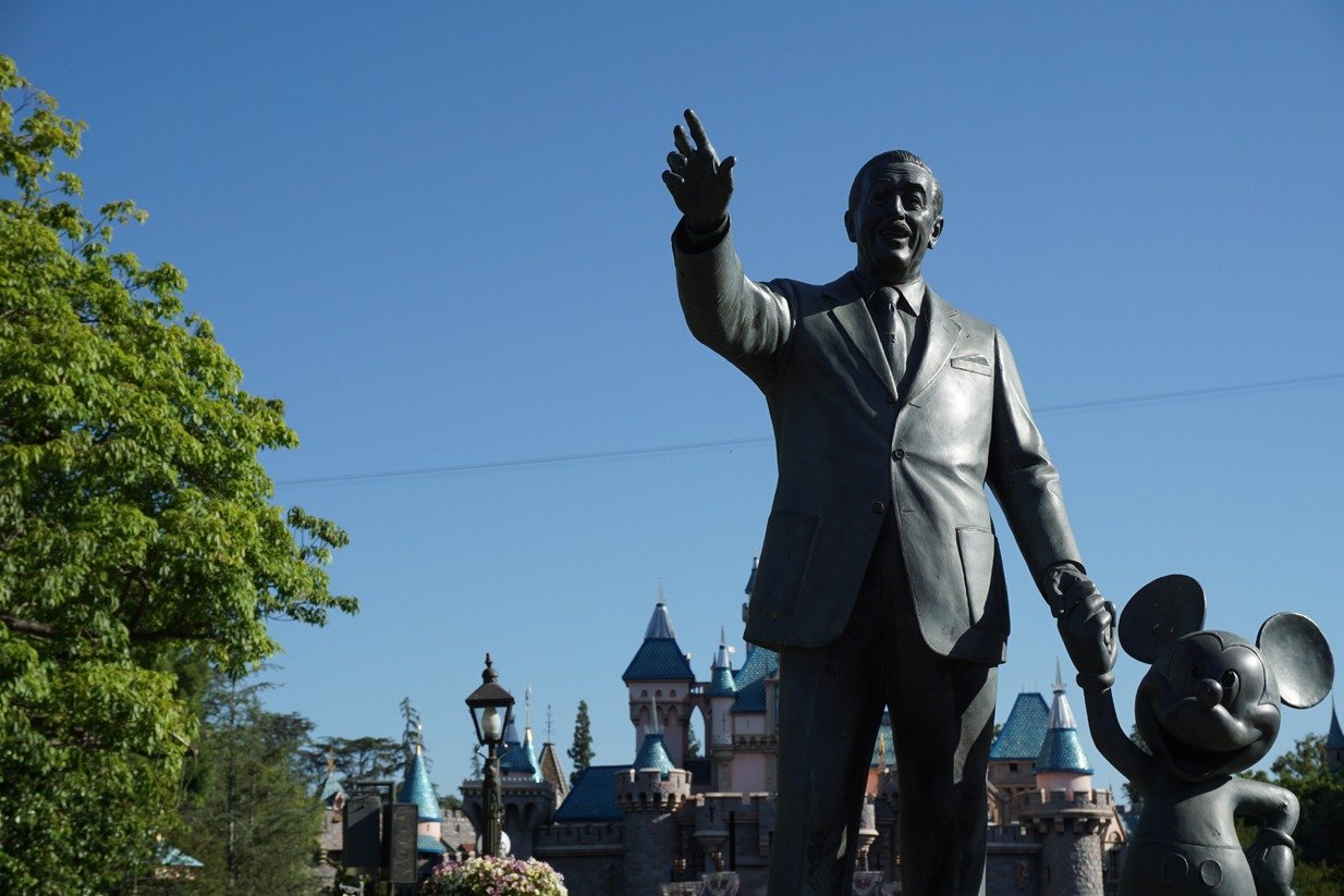 Disneyland Park vs Disney California Adventure Park
