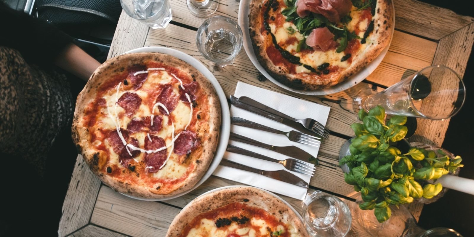 Best Places to Eat in Naples Italy