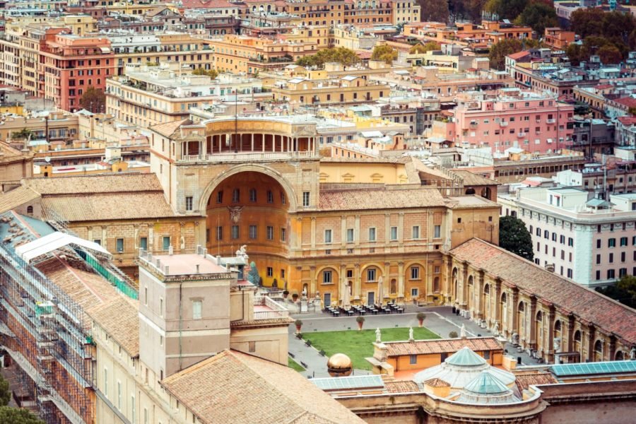 things to see in the vatican museum